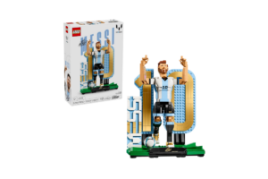 LEGO Lionel Messi Soccer Legend set featuring Messi in Argentina's number 10 jersey celebrating in front of a large number 10 display, with the retail box included.