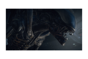 Xenomorph snarling in a dark spaceship environment in Alien: Isolation
