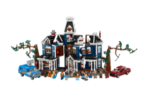 LEGO Icons Stranger Things The Creel House with minifigures, WSQK van, and red car